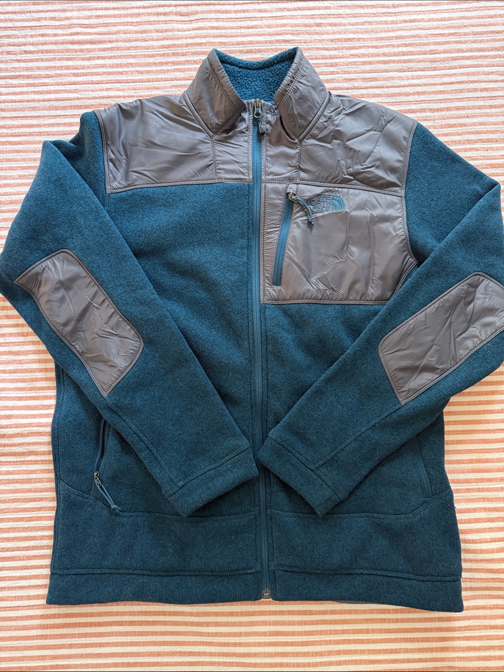 The North Face Men's Fleece Jacket with Gray Reinforced Panels, size large